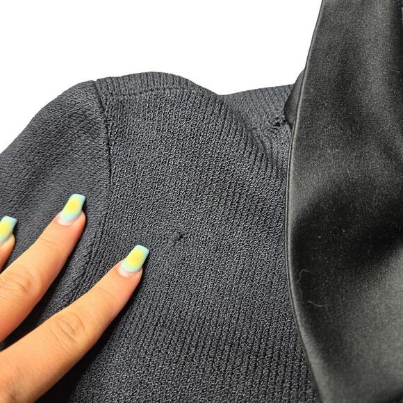 St. John Evening by Marie Gray Black Knit Wool Cardigan Size: 8 - Picture 3 of 8